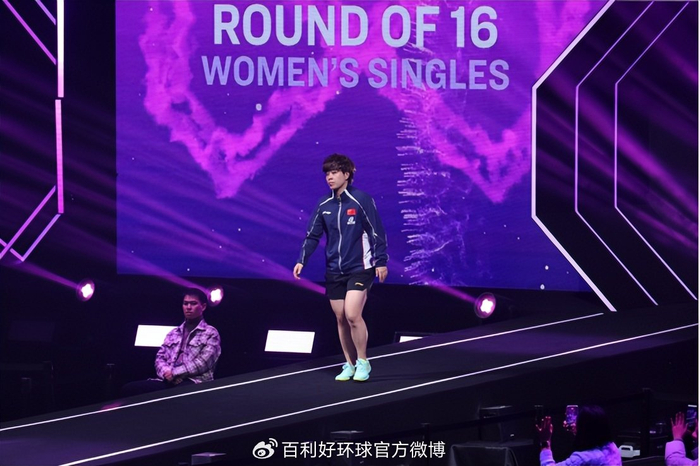 温瑞博力克邱党首进四强 女单双星折戟重庆赛