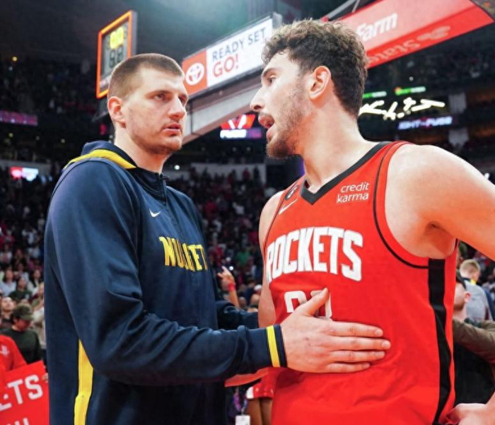 申京蜕变：从单打独斗到团队协作，火箭失误率