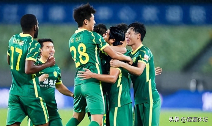 国安1-2蓉城 孔特失误引争议 达万伤情成焦点