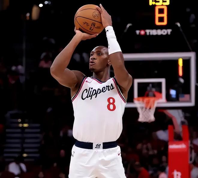 快船惨败雷霆三大主力轮换暴露短板